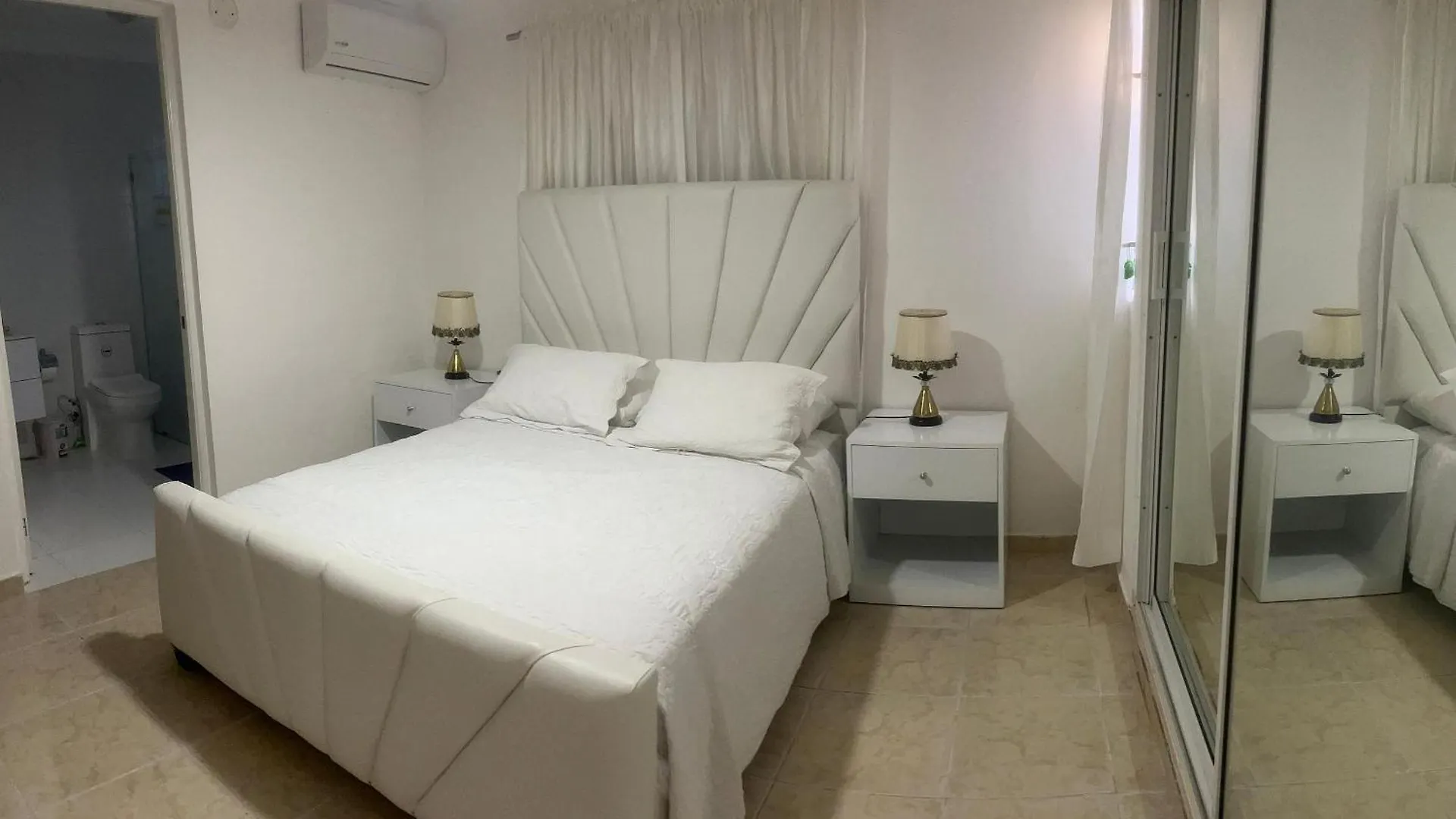 Casa De Tres Habitaciones Con Piscina Λα Ρομάνα Σπίτι διακοπών